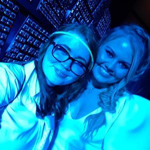 Meet your Posher, April